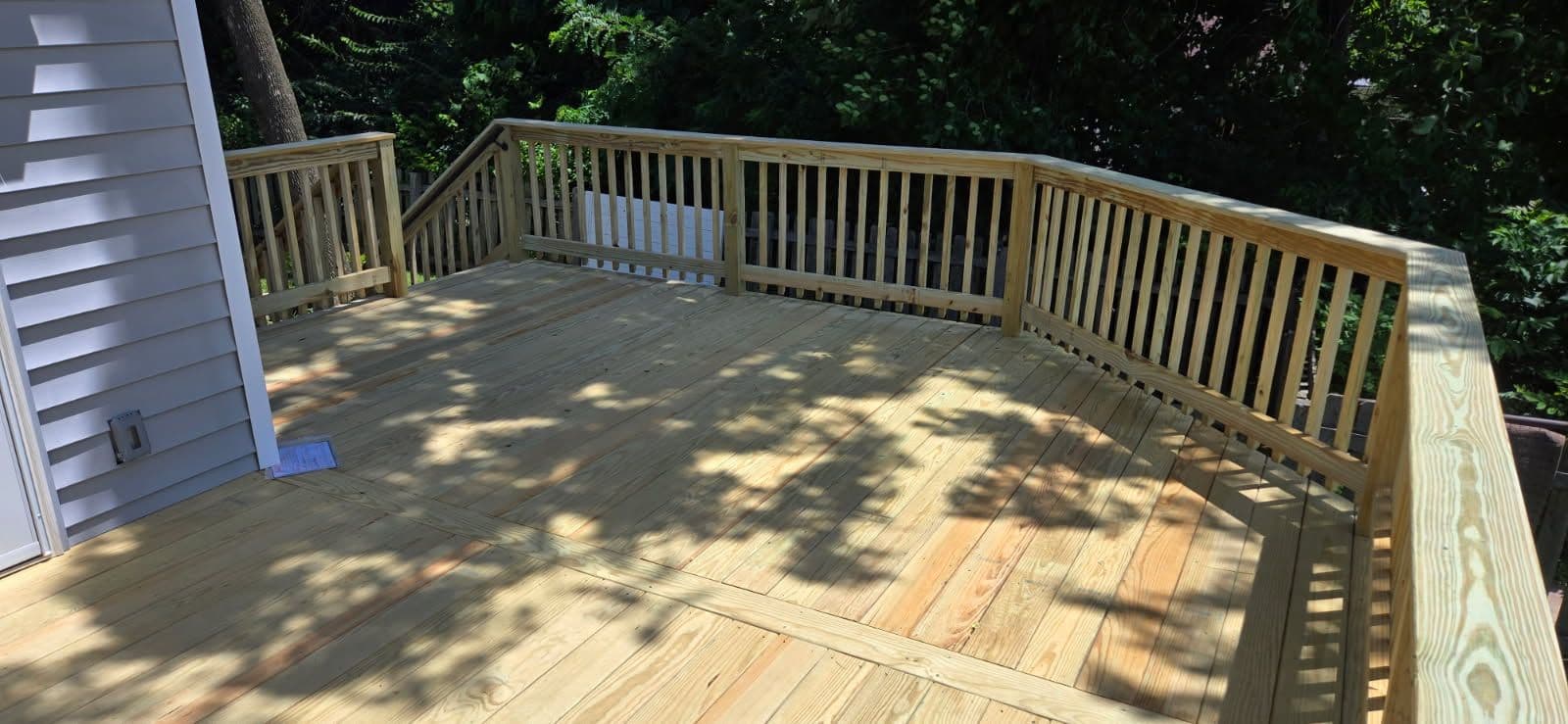 Gallery photos for Stunning All-Wood Deck Transformation in Pacific: Image #1